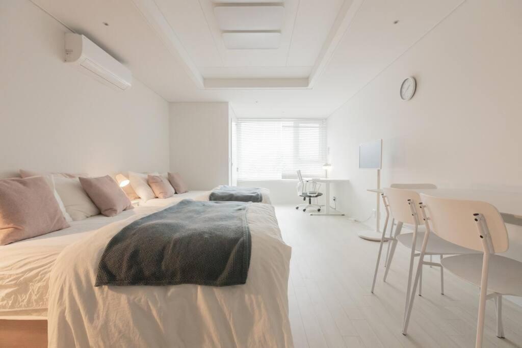 Mirae 71 Apartment Seoul